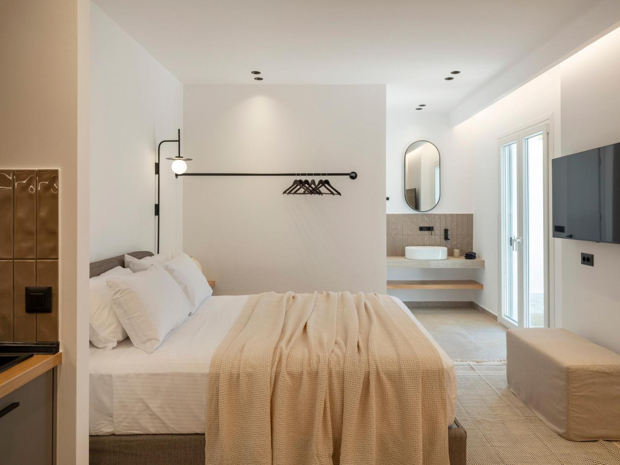 Anemelia Way Of Living Aparthotel Naousa  Exterior photo